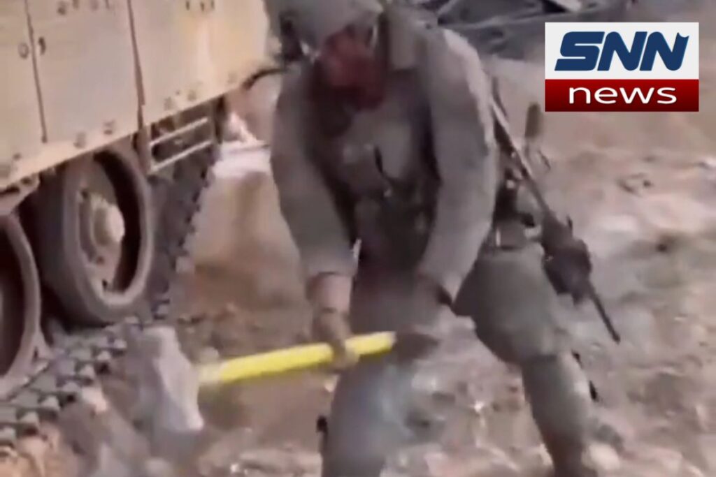 Israeli Soldiers Looting in Gaza
