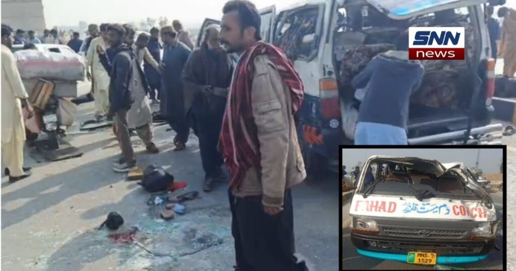 جیکب آباد ٹول پلازہ کے قریب مسافر وین الٹنے سے 11 زخمی