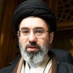 مشرق وسطیٰ میں امریکی فوجی اڈے فوری بند کیے جائیں، خامنہ ای کا مطالبہ