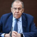 روسی وزیرِ خارجہ سرگئی لاوروف پریس کانفرنس میں جوہری پالیسی پر بیان دیتے ہوئے